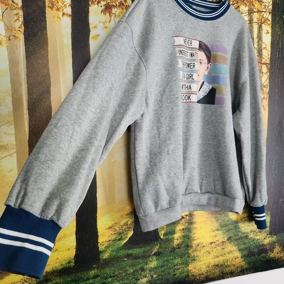 Ruth Bader Ginsburg Sweatshirt Gray Large Girl With A Book Feminist Gift NWT RBG - Picture 2 of 9